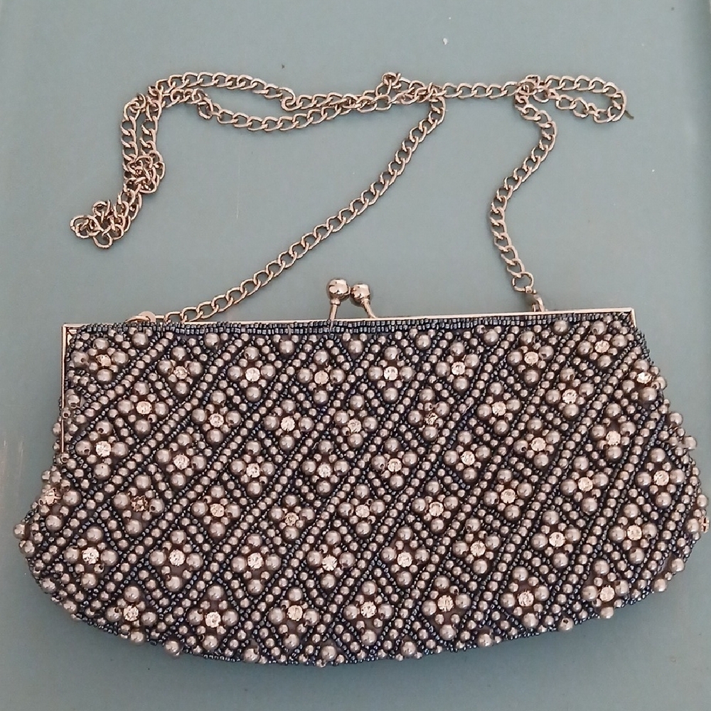 Elegant Pearl-Embellished Clutch